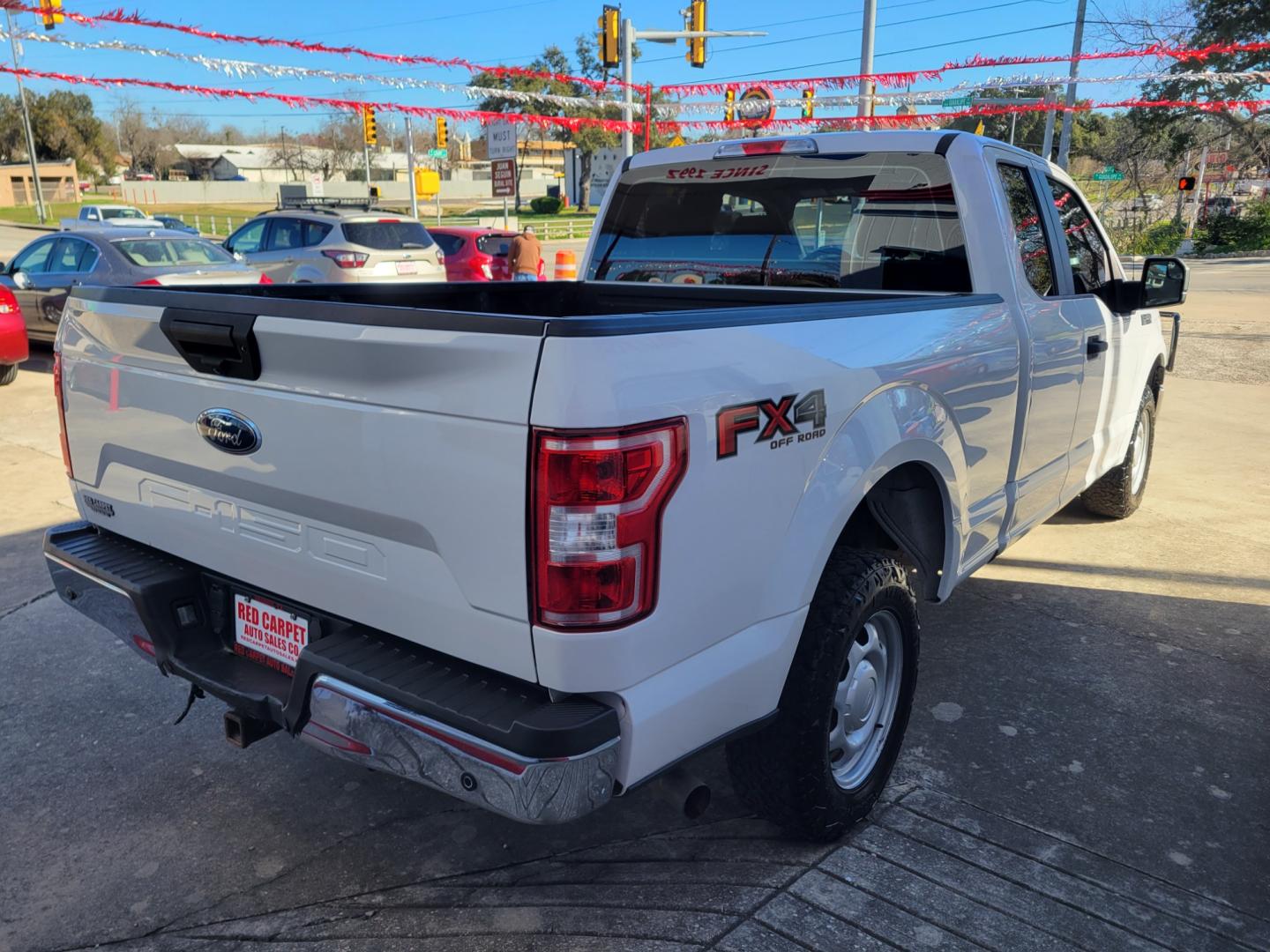 2020 WHITE Ford F-150 (1FTFX1E50LF) with an 5.0L V8 F DOHC 32V engine, Automatic transmission, located at 503 West Court, Seguin, TX, 78155, (830) 379-3373, 29.568621, -97.969803 - Photo#2